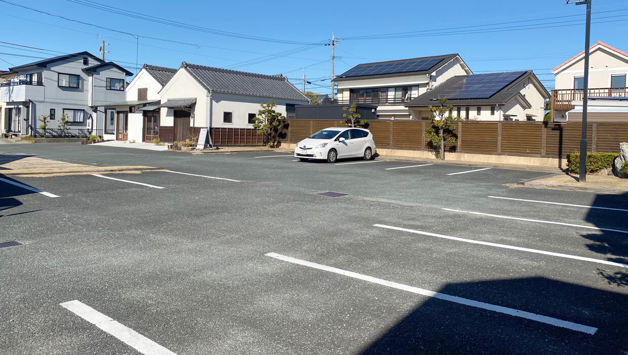 共同駐車場(無料)