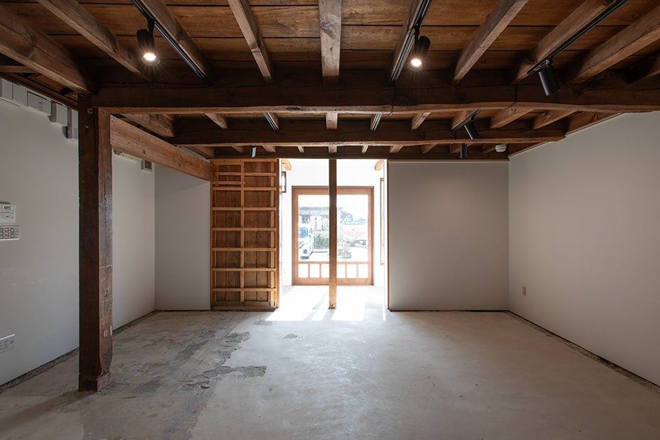 南側：メインの出入口